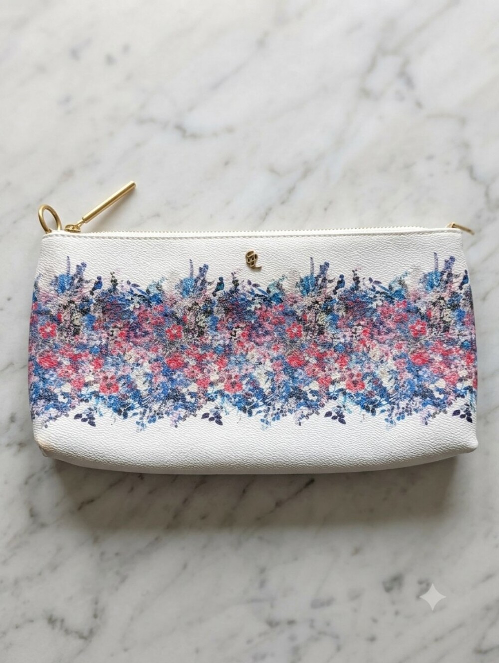 Elliott Lucca White Floral Zip Clutch